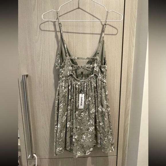 Brand New With Tag Garage Floral Print Romper/Dress with Shorts Underneath - Picture 2 of 4